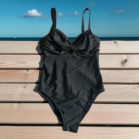 TROPICAL ESCAPE Black Sweetheart Ruched One Piece Bathing Suit Swimsuit Size 14 - Picture 1 of 6